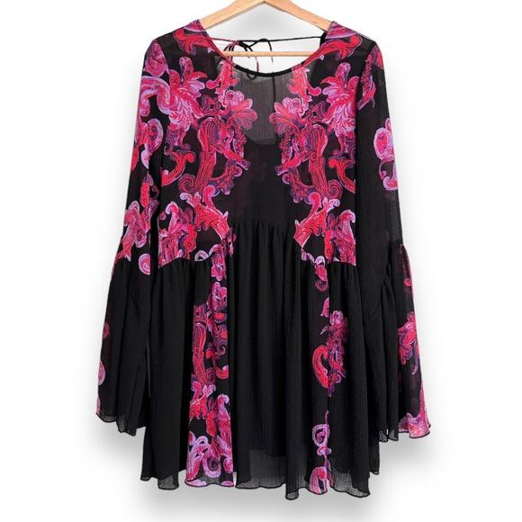 Intimately by Free People Dresses & Skirts - NWT Intimately Free People Black Pink Symphony Bell Sleeve Mini Dress Womens XS